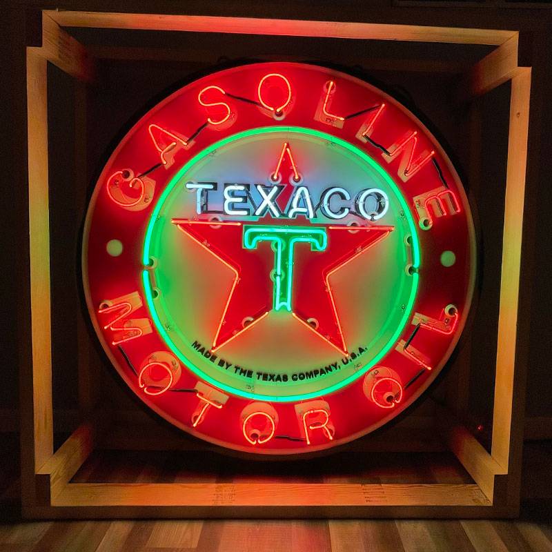 Texaco neon road gasoline motor oil sign