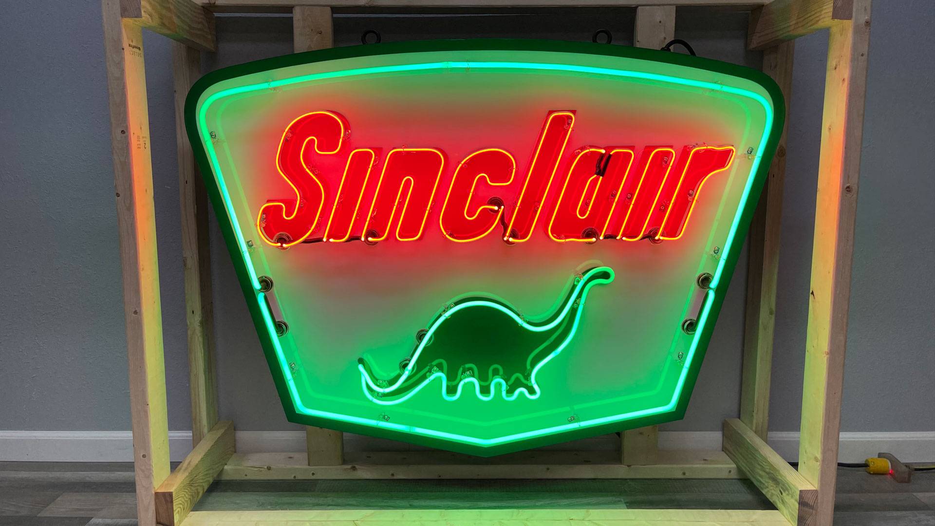 Sinclair Neon Sign - 48 in. - Neon Road