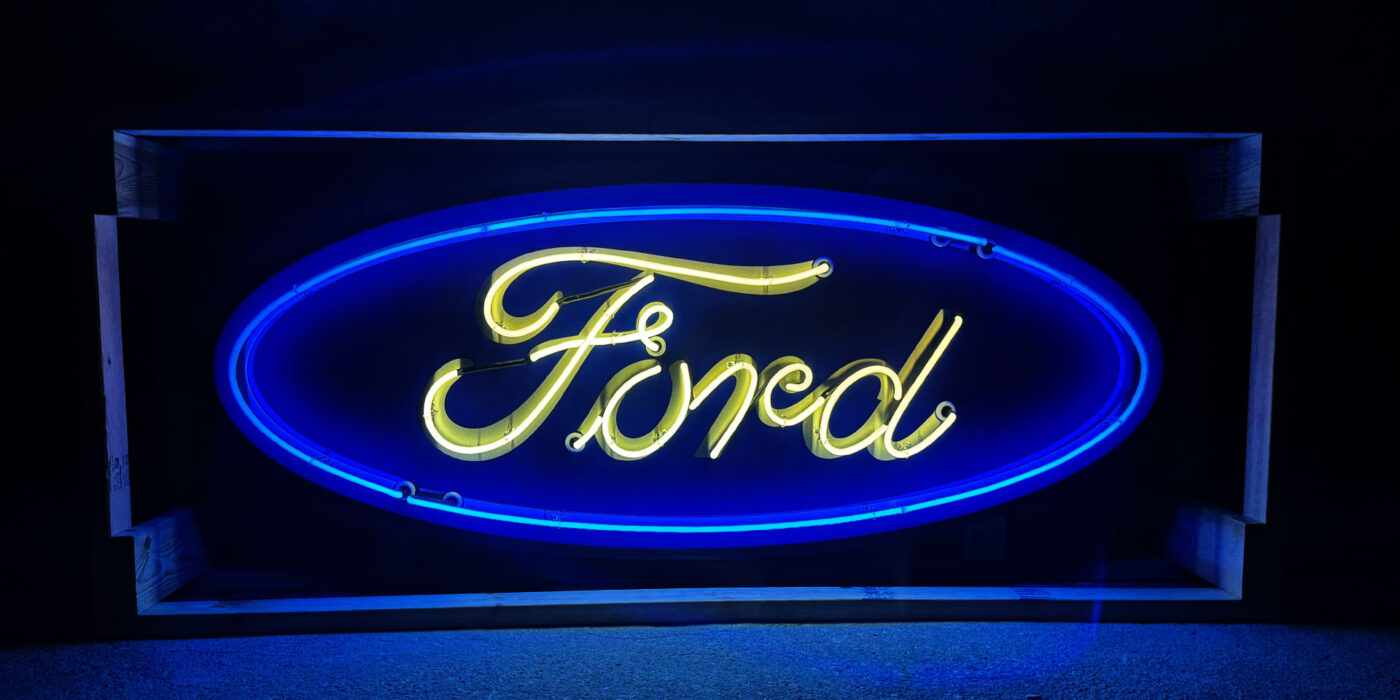 Wide shot of a Neon sign of oval neon sign